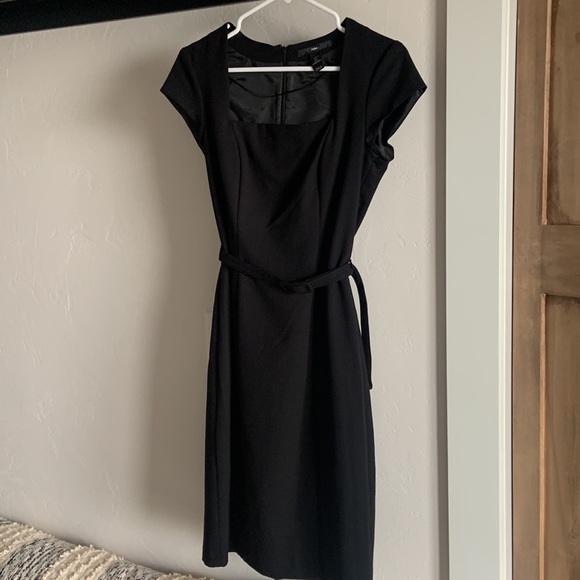 H &M black belted dress - Picture 7 of 12